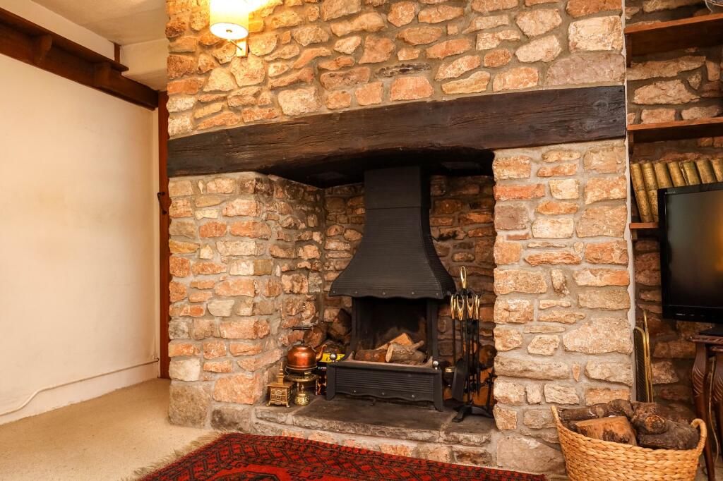Springfield Cottage, Heol Y Cawl , Dinas Powys, The Vale Of Glamorgan. CF64 4AH photo 4