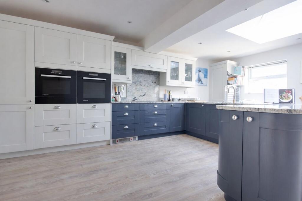 House in Lymington - View 5