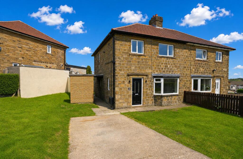 Main image of property: School Street, Greetland, Halifax