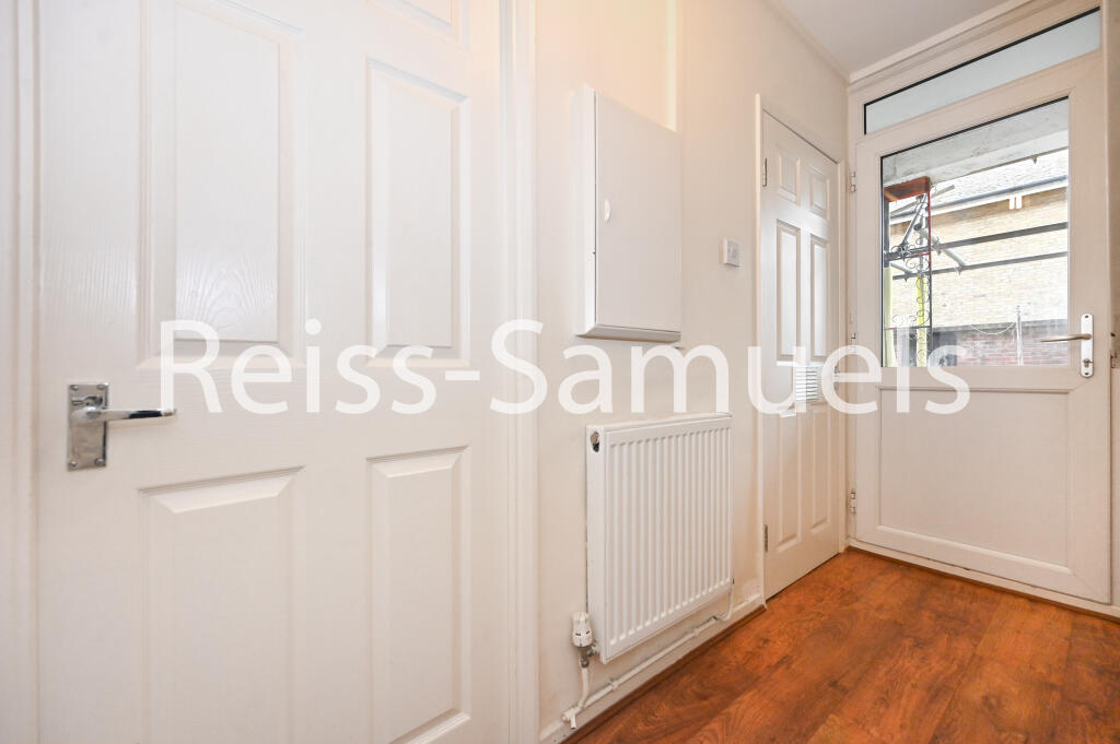 4 bedroom terraced house for rent