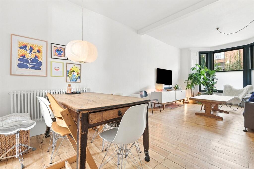Main image of property: Albion Road, London, N16