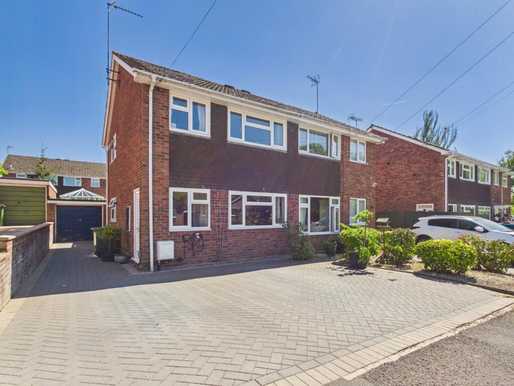 Main image of property: Manitoba Close, Worcester, Worcestershire, WR2