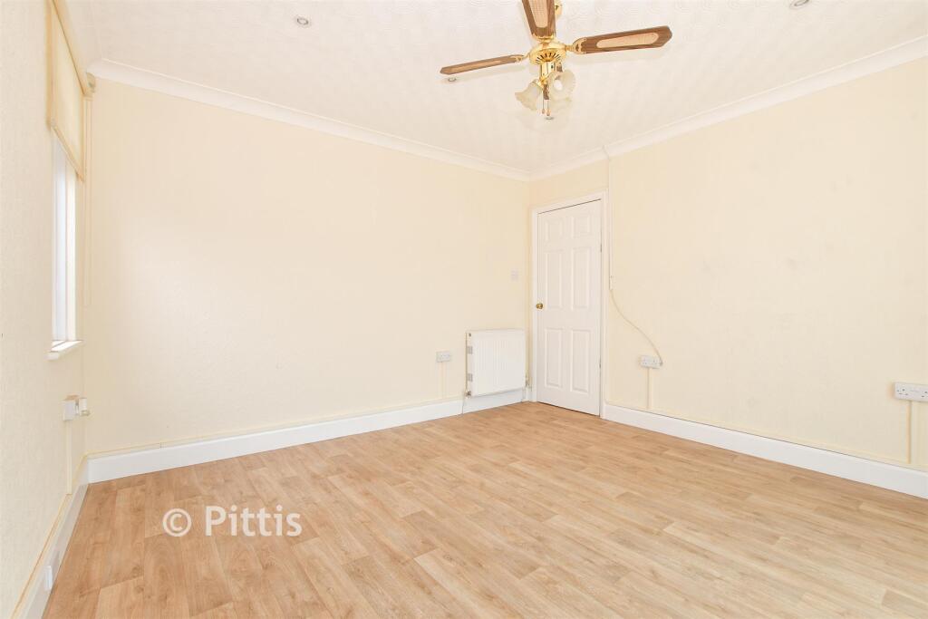 House in Portsmouth - View 5