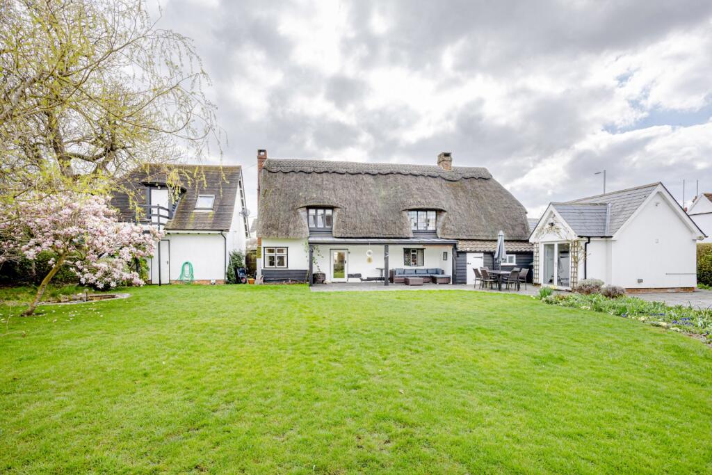 4-bed detached on Cambridge Road, Stansted, Cambridge Road, Stansted, CM24, £700,000