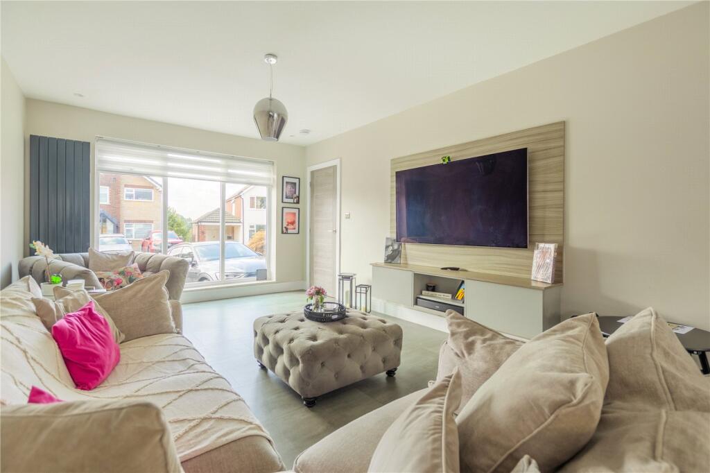 House in Oldham - View 2