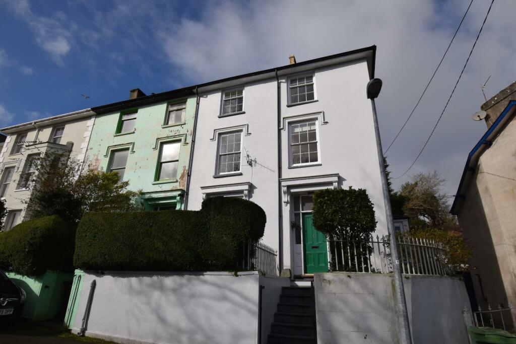 Main image of property: Garth Road, Porthmadog
