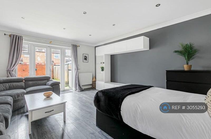 Main image of property: The Pulse, Colnbrook, Slough, SL3