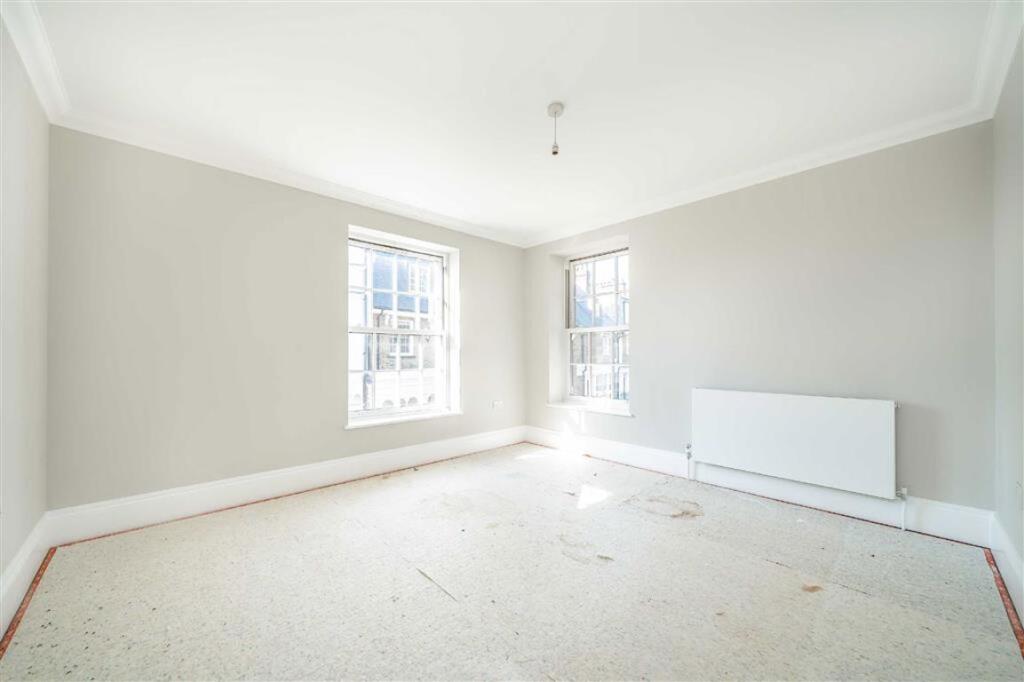 Apartment in Twickenham - View 4