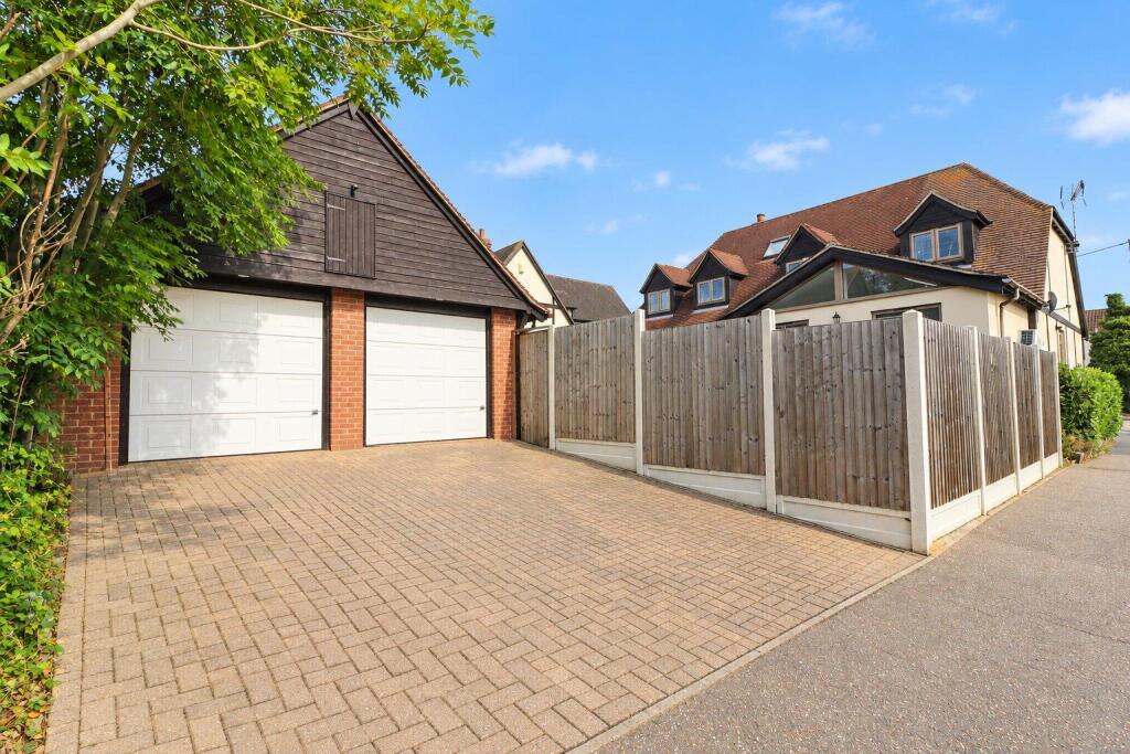 House in Chelmsford - View 4