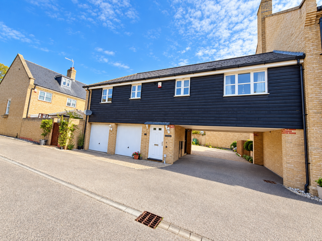 2-bed flat on Charles Graven Court, Ely, Cambridgeshire, £325,000