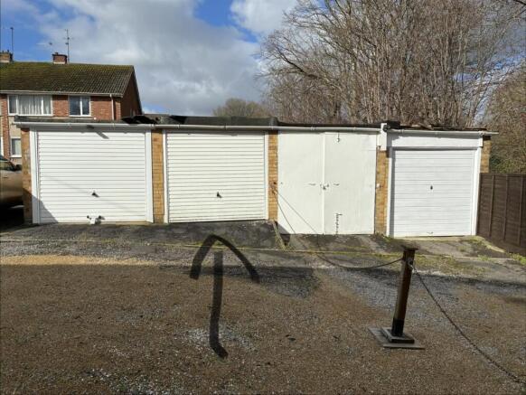 Garage (arrow).jpeg