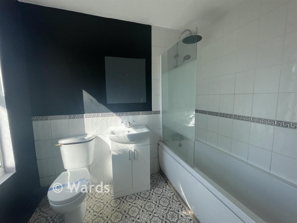 Bramley Road, Snodland, Kent photo 5