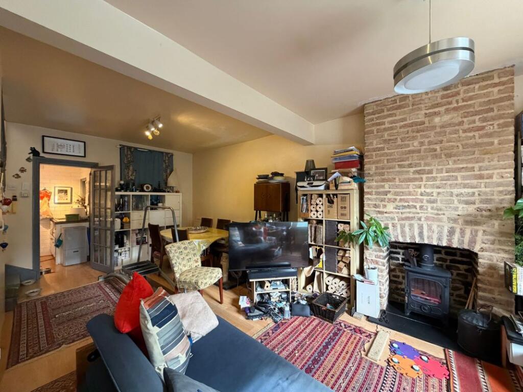 House in London - View 5