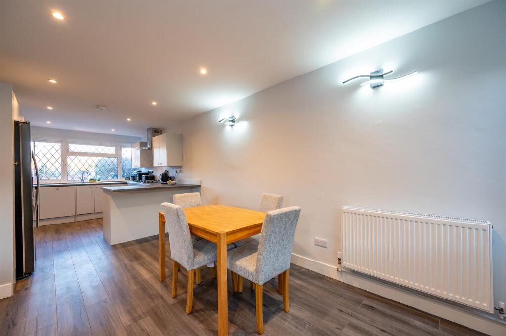 House in Havant, South Hayling - More