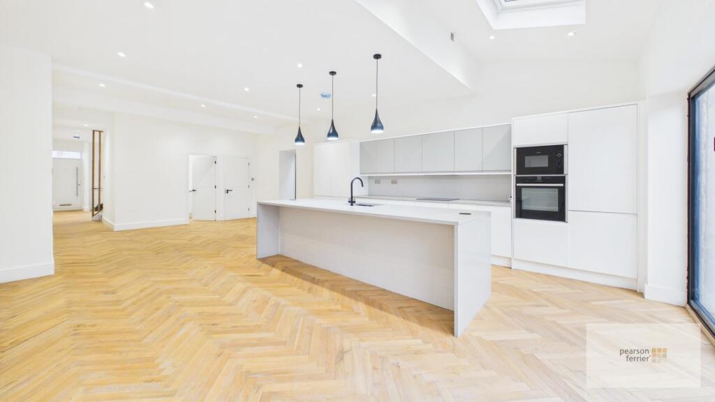 4-bed detached on Walmersley Road, Bury, £400,000