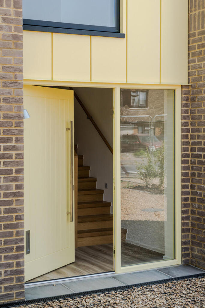 House in Tonbridge - More