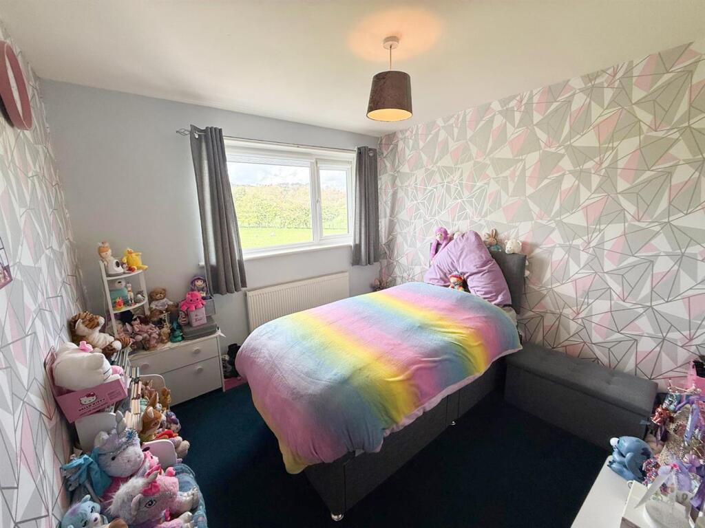 Additional image 12 of Lane Ends Lane, Cowling