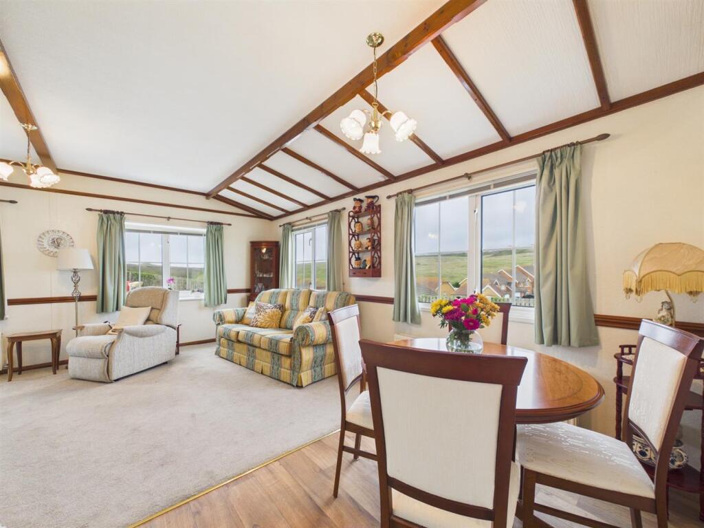 House in Brighton - View 3