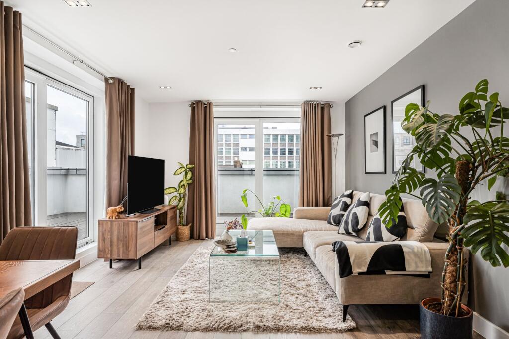 Main image of property: City Road, London, EC1Y