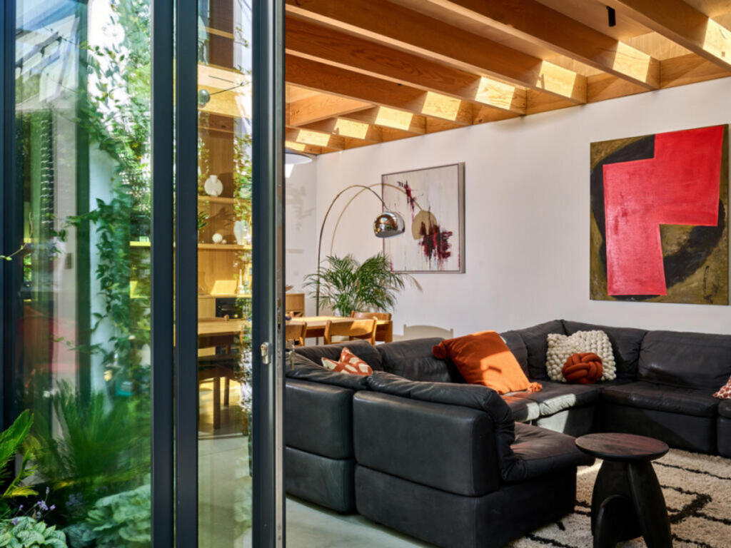 House in London, Battersea - More