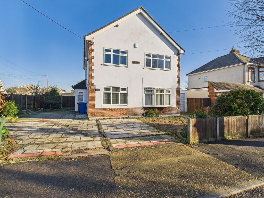 Main image of property: First Avenue, Stanford-Le-Hope, SS17