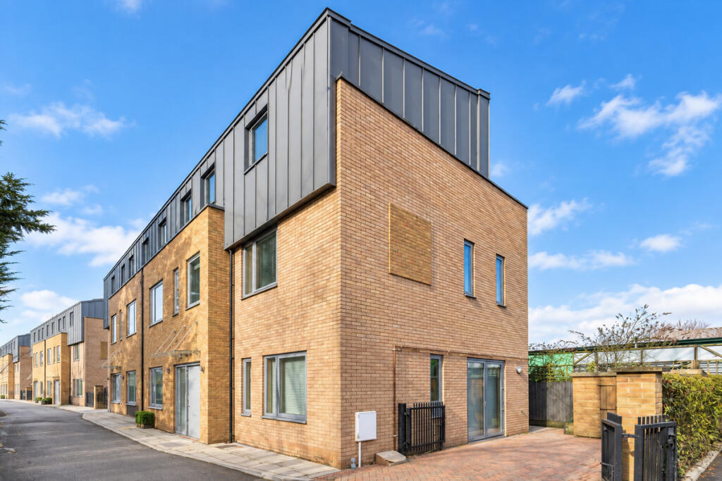 Main image of property: Gibsons Place, Brentford, TW8
