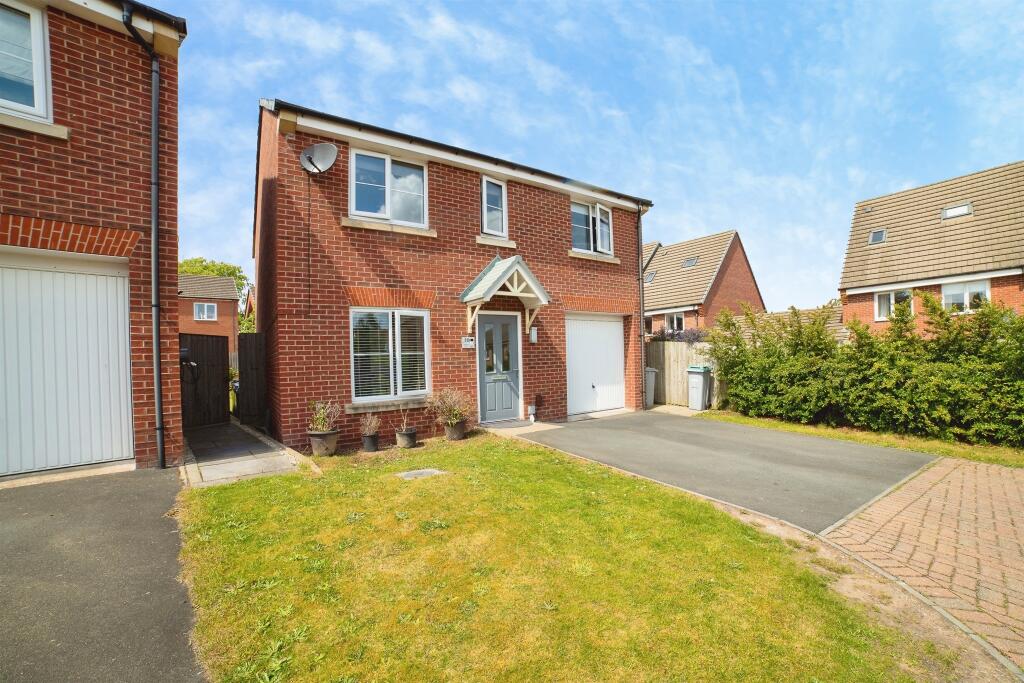 Main image of property: Woodlark Close, Rainworth, Mansfield