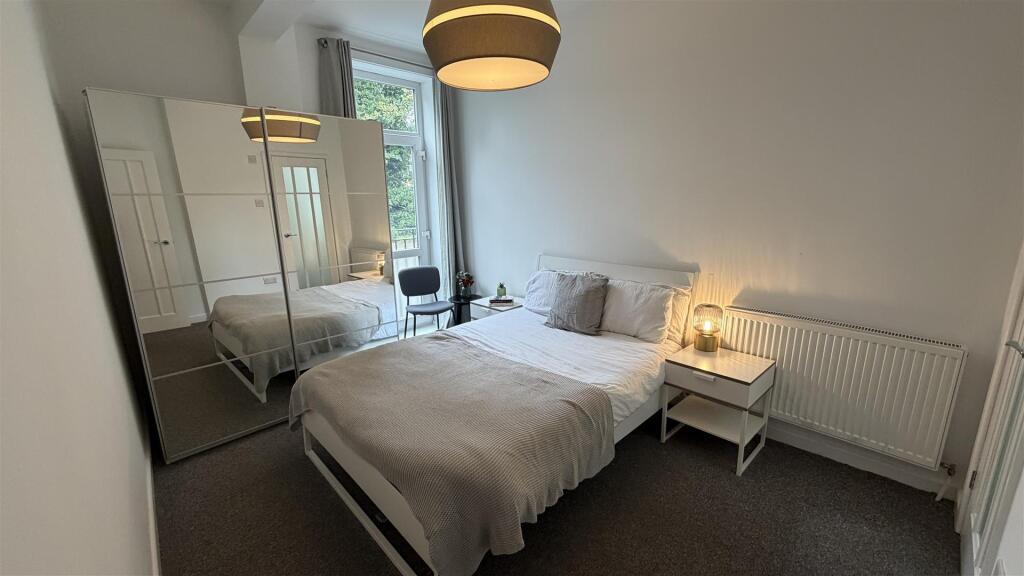 Apartment in Manchester - More