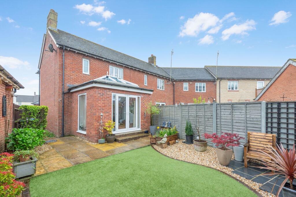 Main image of property: Stourcastle Close, Gillingham