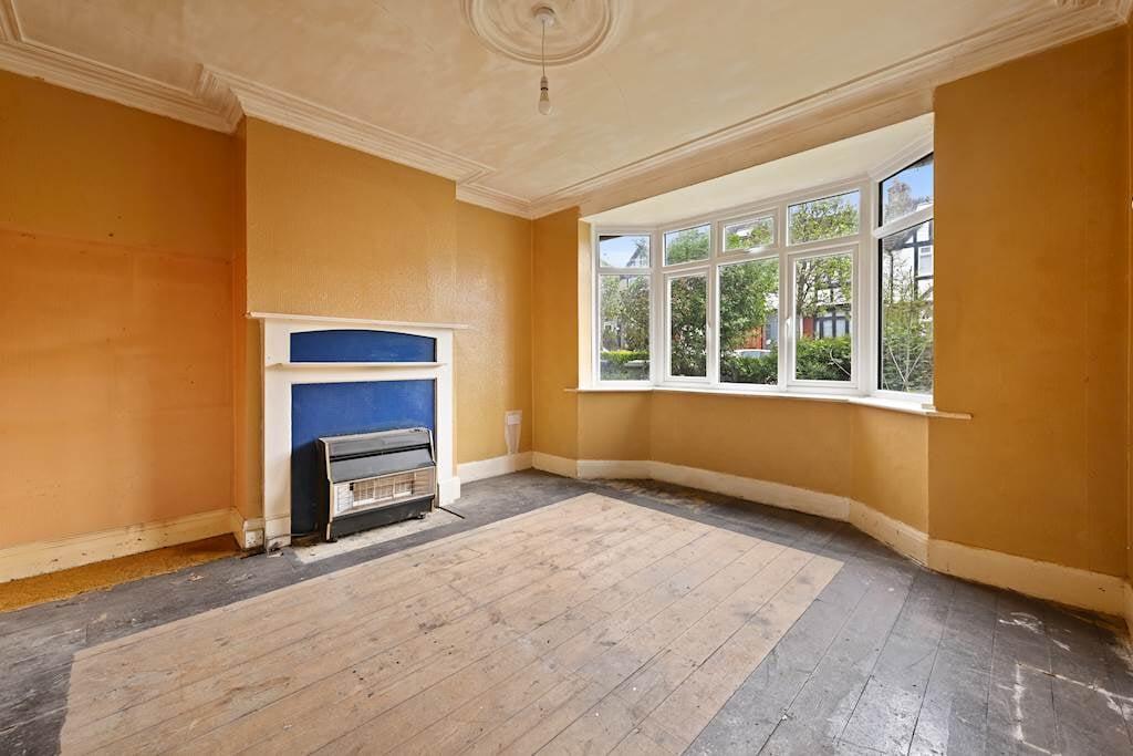 Main image of property: Elmbank Way, Hanwell, London, W7