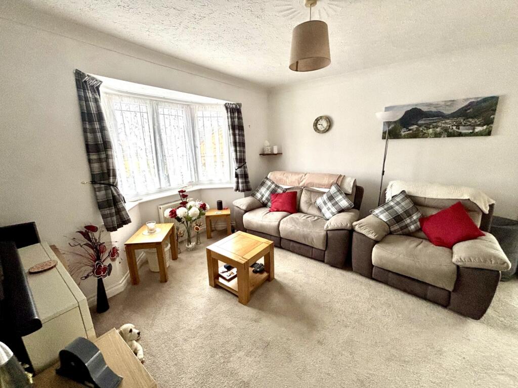 Additional image 2 of Sandlewood Close, Yeovil, BA21