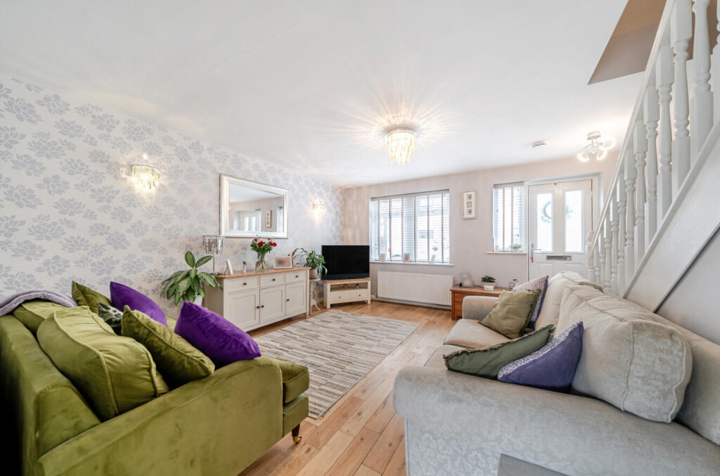 House in Leeds, Horsforth Vale, Calverley - View 2