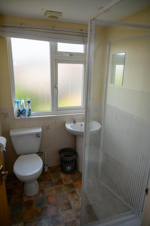 6 bedroom terraced house for rent