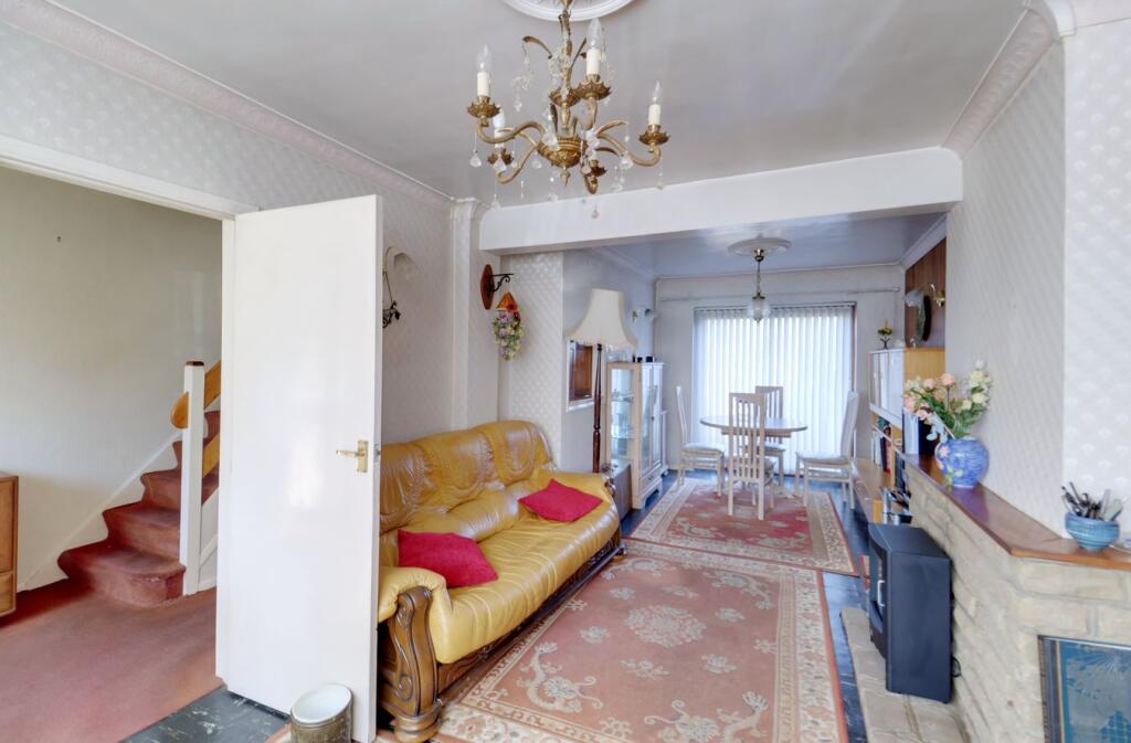 House in Rainham - View 4