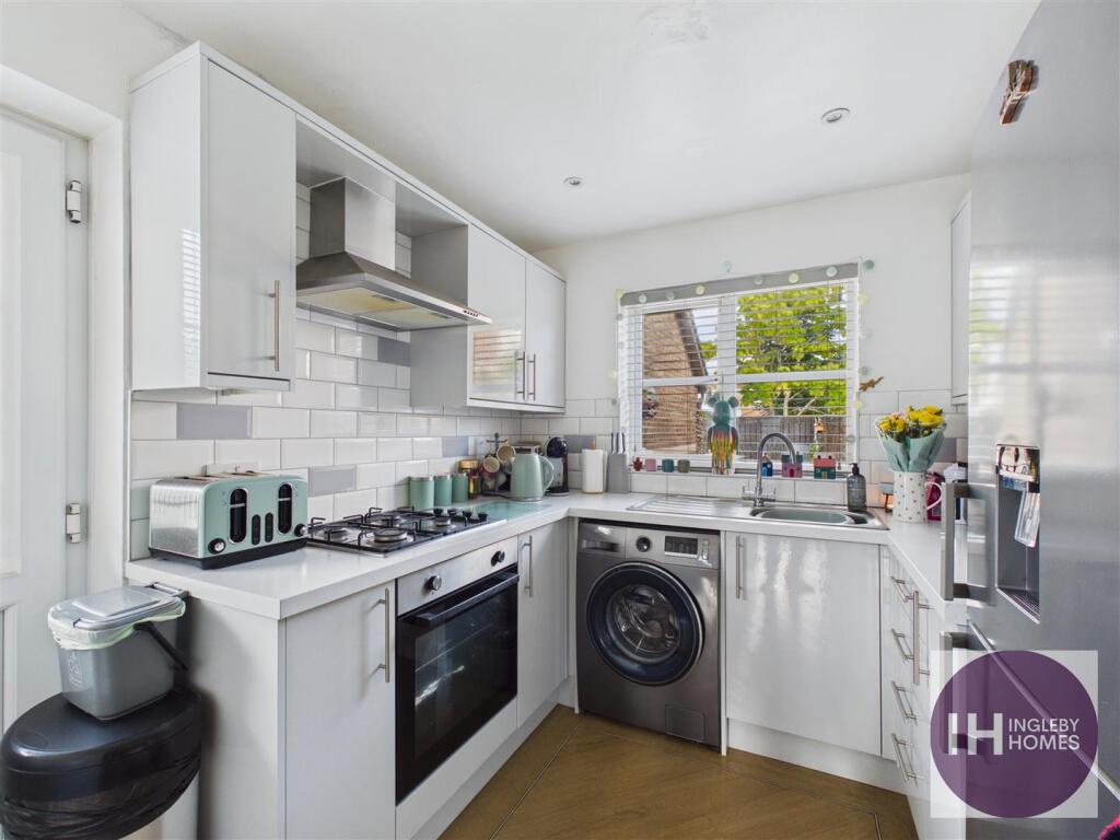 House in Ingleby Barwick, Stockton-on-Tees - View 4