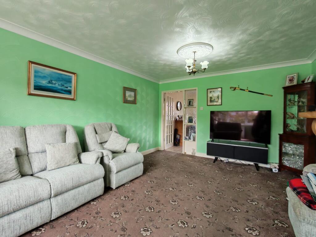 House in Wakefield - View 4