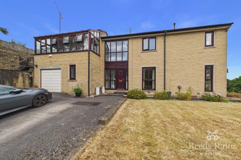 Main image of property: Stainland Road, Holywell Green, Halifax, West Yorkshire, HX4