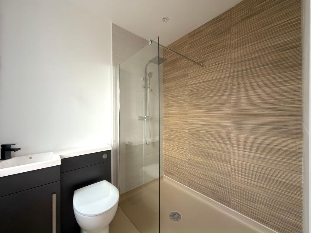 House in Faversham, The Orchards - View 4