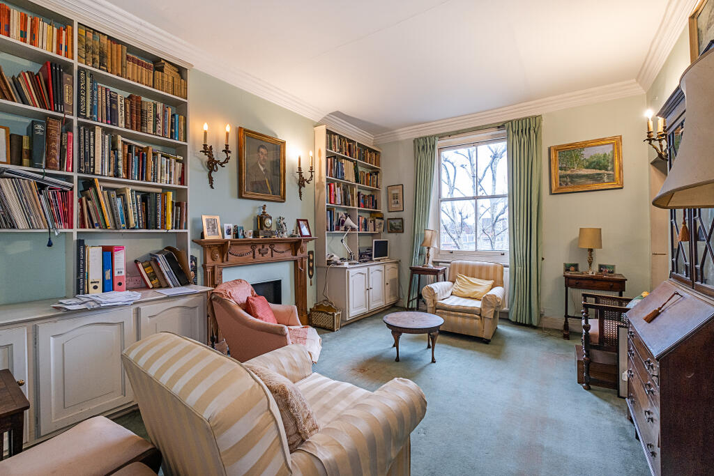 Apartment in London, Chelsea - View 2