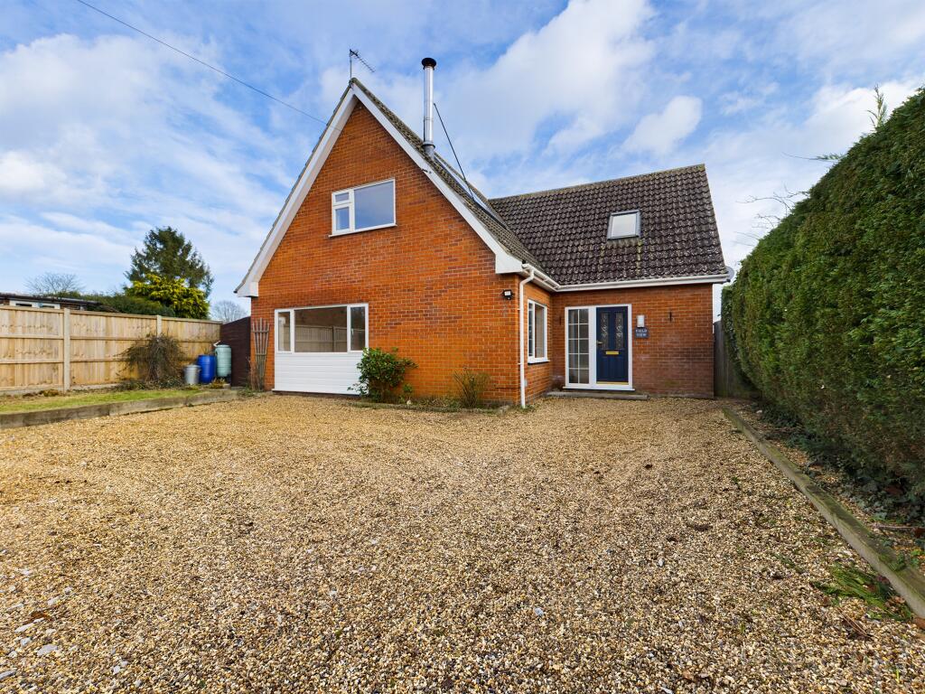 Main image of property: Carbrooke Road, Griston, IP25