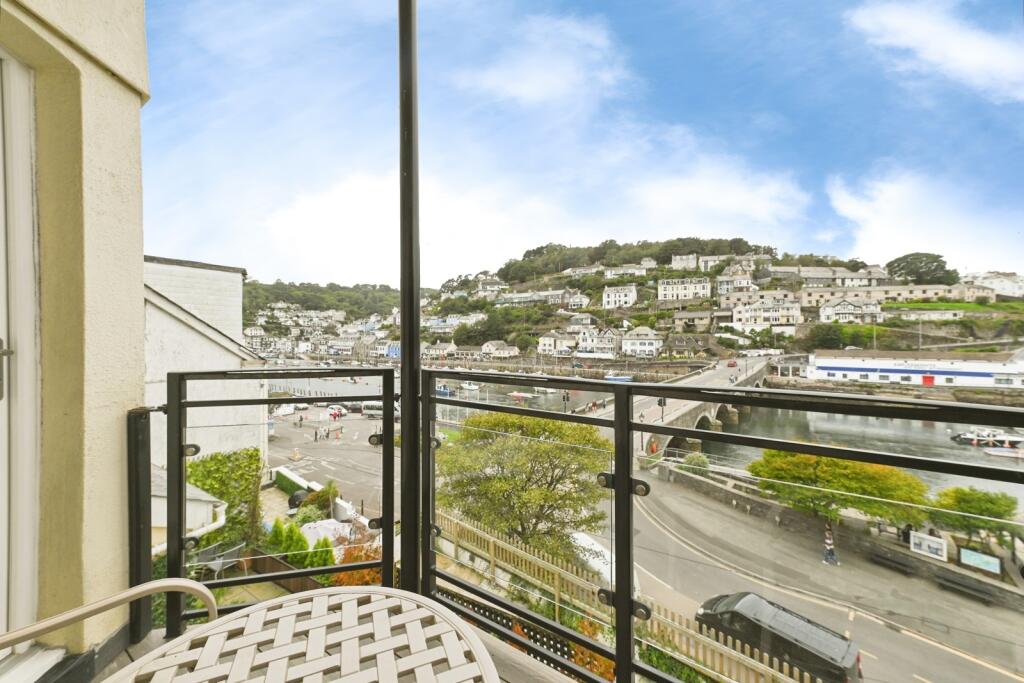 Apartment in Plymouth - View 4