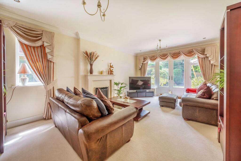 House in Mole Valley, Surrey - More