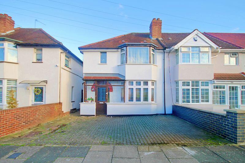 Main image of property: Braund Avenue, Greenford