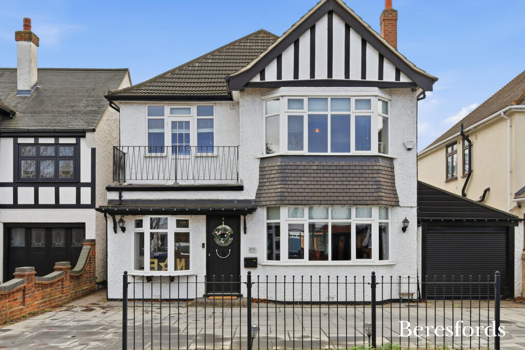 Main image of property: Main Road, Gidea Park, RM2