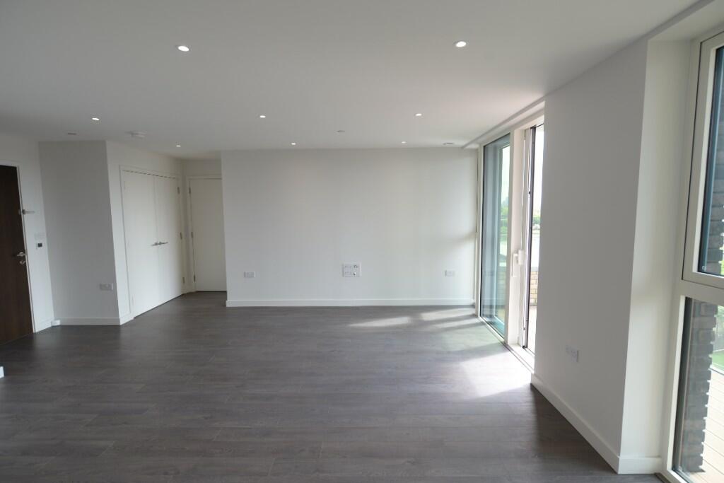 Apartment in London - View 5