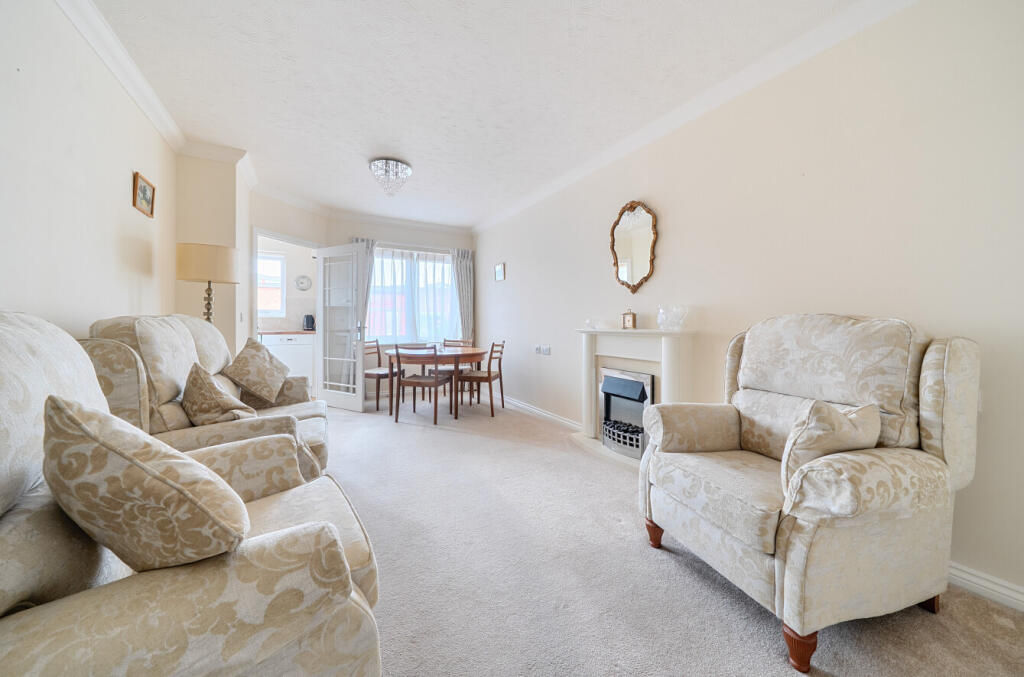 South Street, Bishop's Stortford, Hertfordshire, CM23 photo 4