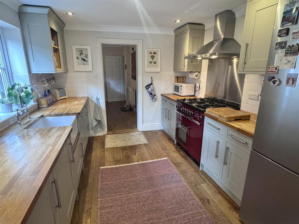 House in Reading - View 4