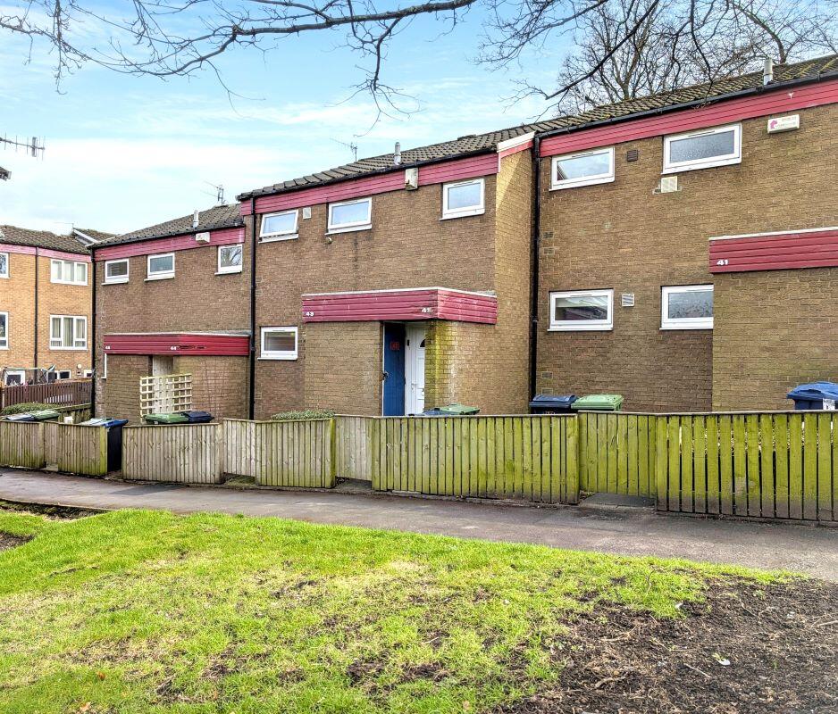 Main image of property: 43 Stainton Drive, Gateshead, NE10 9QU