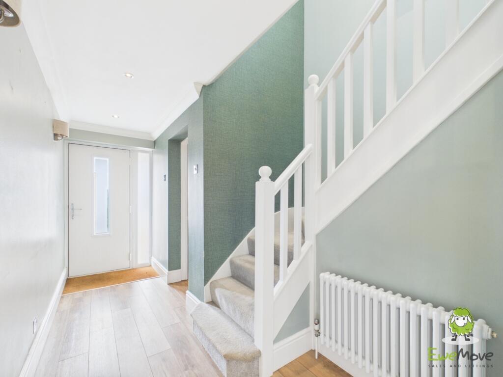 House in Basingstoke and Deane, Basingstoke - View 2
