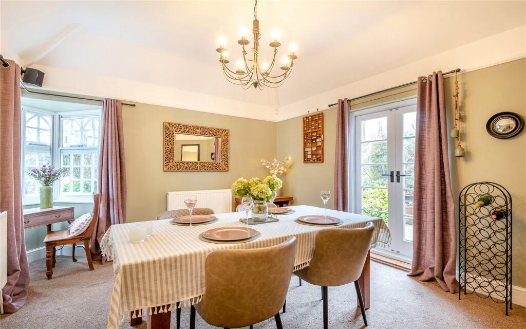 House in Newark and Sherwood, Collingham - More